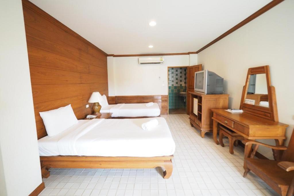 Fah Place Hotel Нан Экстерьер фото