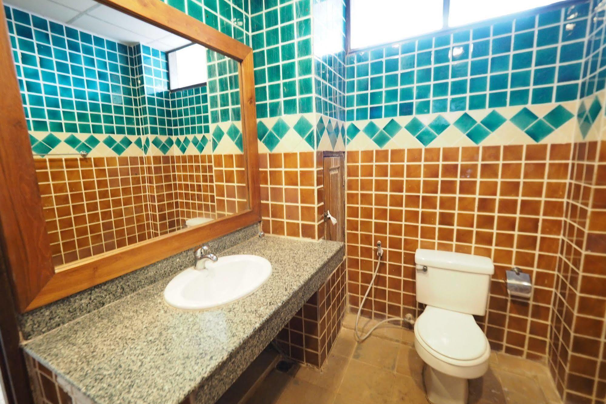 Fah Place Hotel Нан Экстерьер фото
